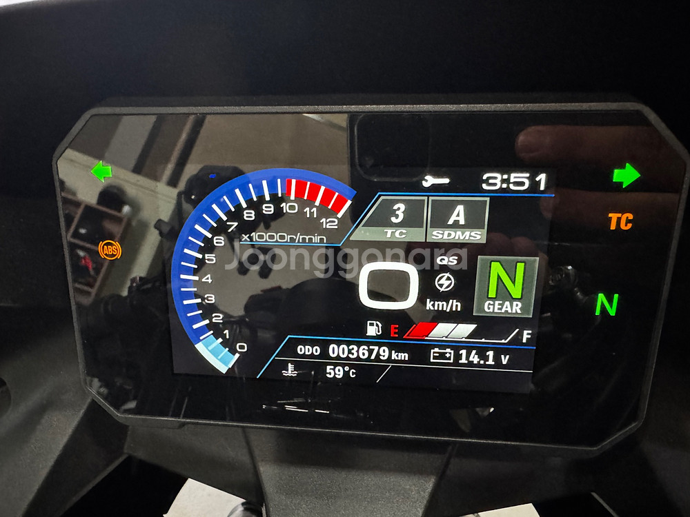 스즈키 Gsx-8R 25년식 3천Km 판매합니다.--9