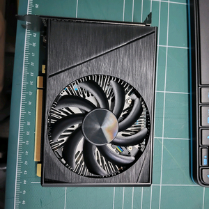 GTX 1660 SUPER 그래픽카드