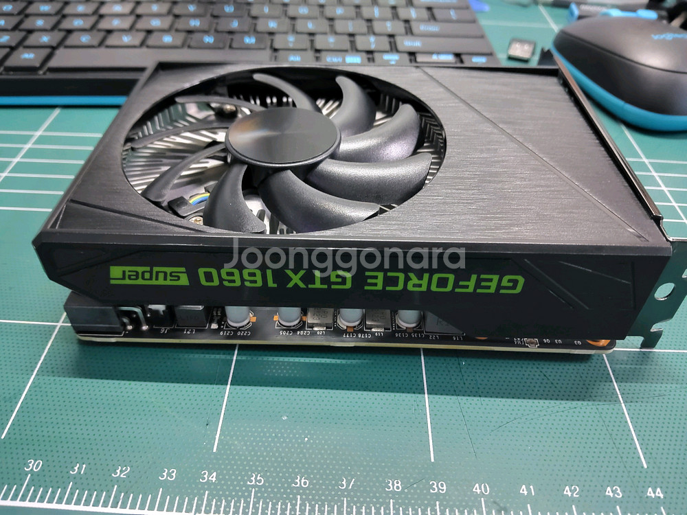GTX 1660 SUPER 그래픽카드--1