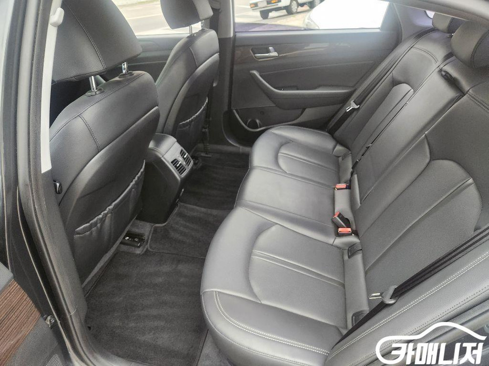 [현대]쏘나타 뉴 라이즈 2.0 모던 (5인승) #앱특--9