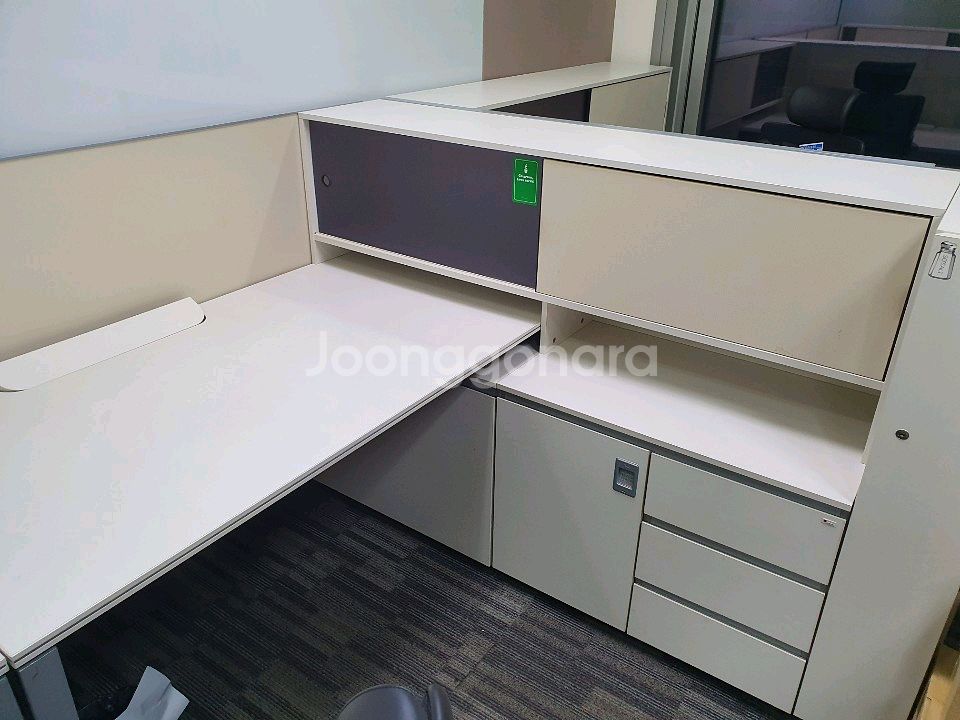 퍼시스 중고가구 판매합니다--1