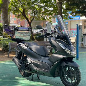 pcx125/24년식/2.5만Km/최상급상태 판매합니다