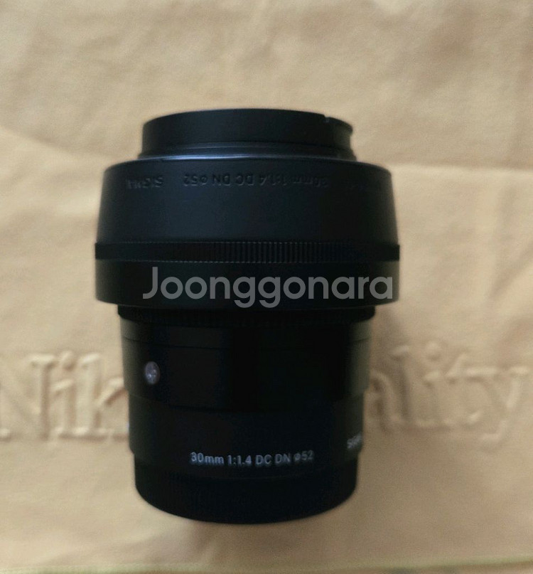 시그마30mmF1.4 렌즈(소니E마운트)--1