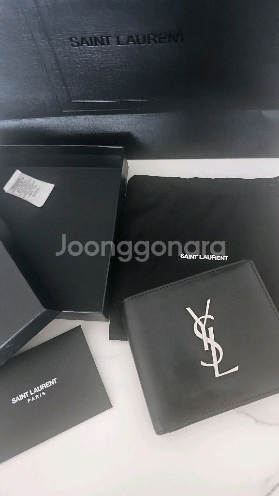 정품 생로랑 모노그램 남자 반지갑--1