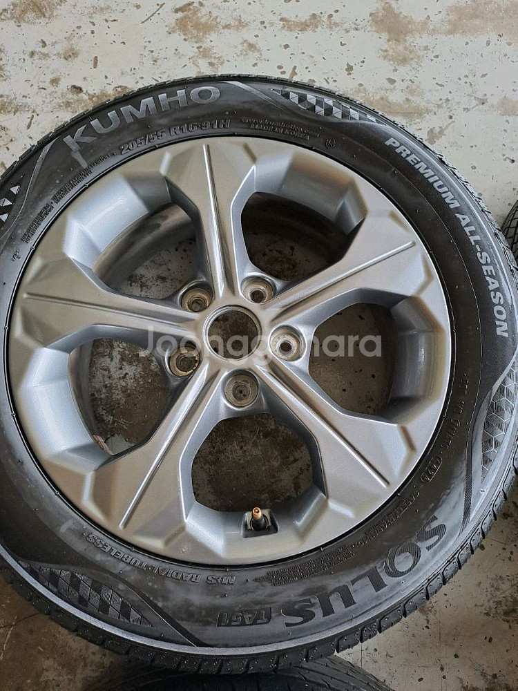 k3 아반떼용 16인치휠타이어--2