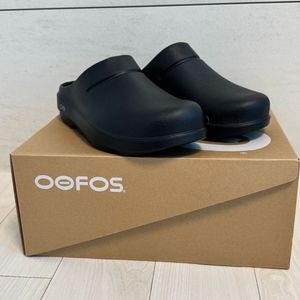 새상품 우포스 클로그 260