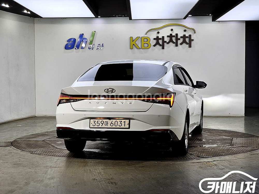 [현대]아반떼 (CN7) 1.6 LPI 스타일(렌터카)--2