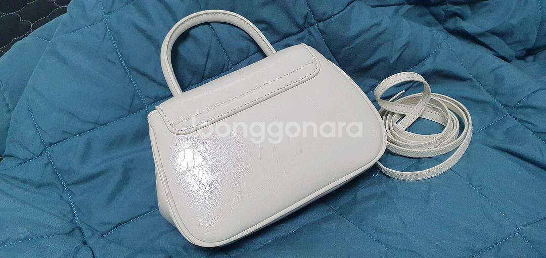 APOA 아포아 PAO 미니 토트백 오프화이트(새상품)--4