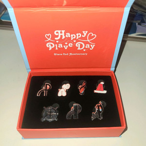 플레이브 Happy Plave day Badge 뱃지