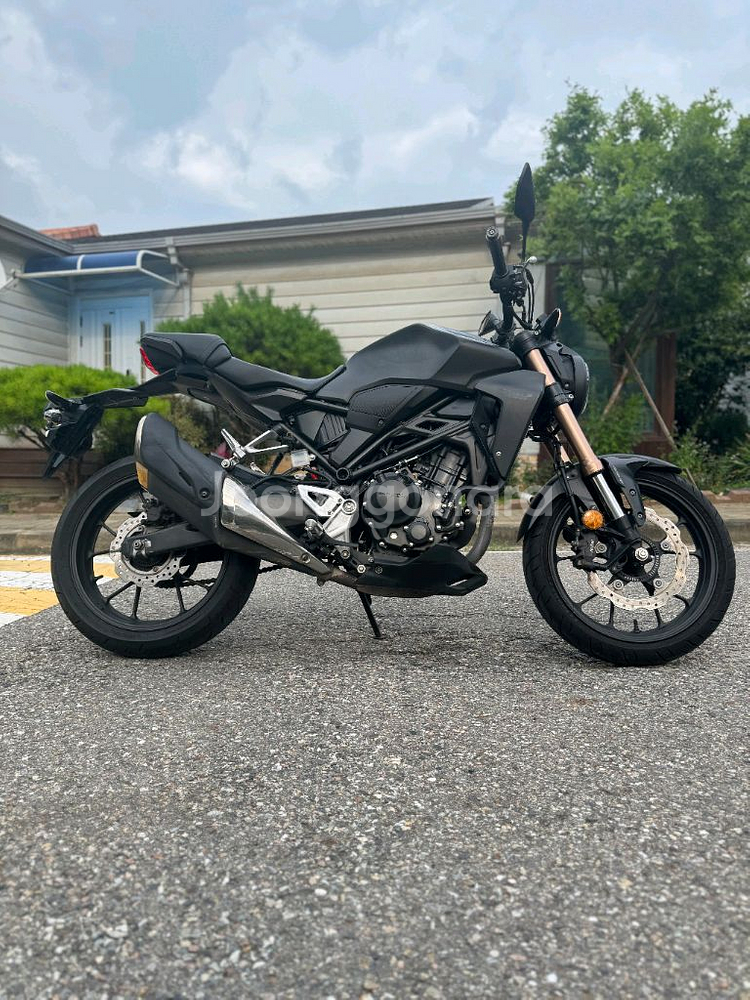 혼다 cb300r 21년형 2만키로 블박2채널 최저가--1