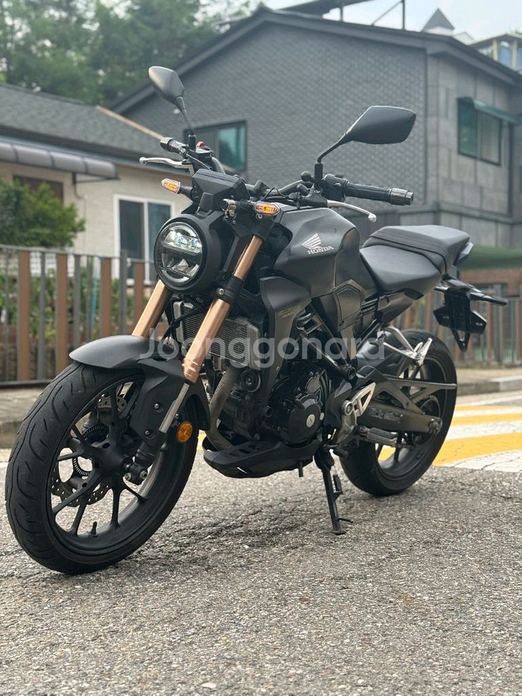 혼다 cb300r 21년형 2만키로 블박2채널 최저가--6