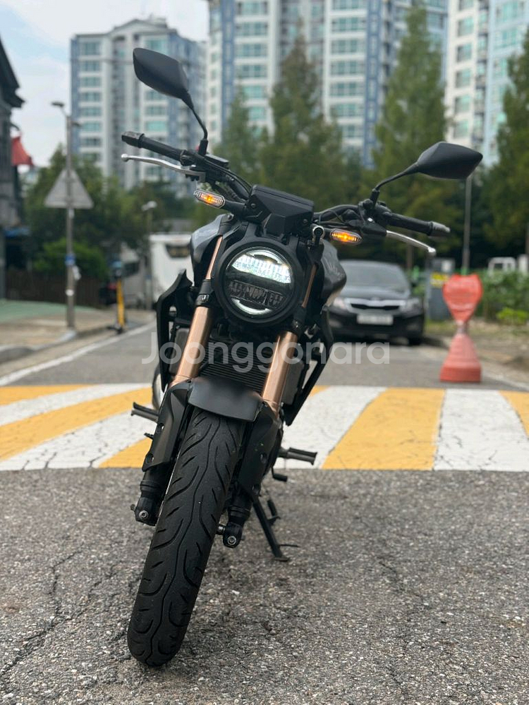 혼다 cb300r 21년형 2만키로 블박2채널 최저가--7