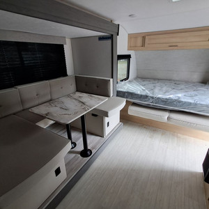 포레스트 살렘 확장형 카라반