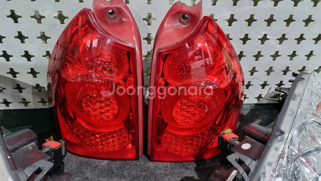 푸조 307cc sw 테일램프 데루등 후미등 팝니다--0