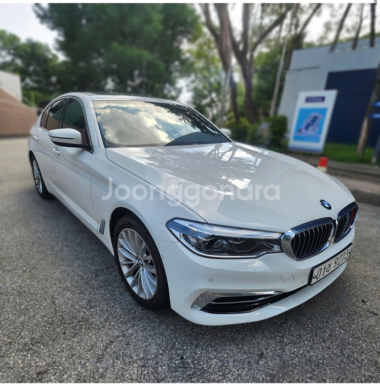 BMW 520d--2