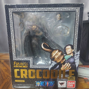 반다이 Figuarts ZERO 크로커다일 피규어