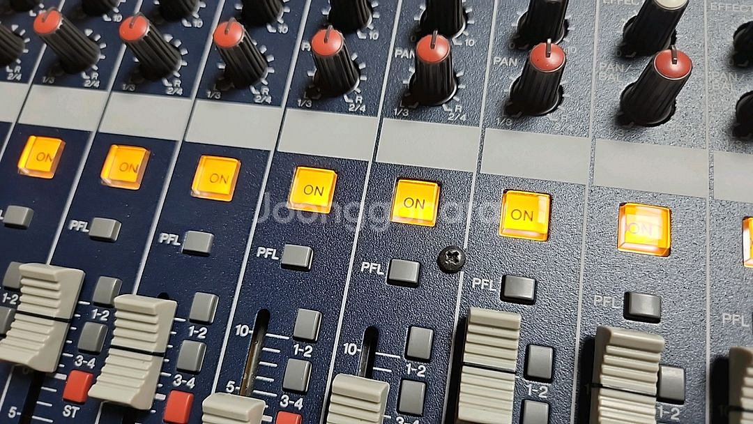 야마하 MG166CX 믹서기--3