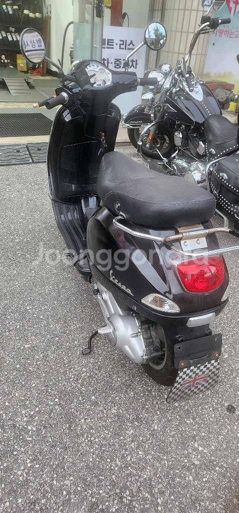 베스파 LX125 90만 판매합니다--1