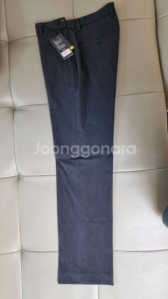 무신사스탠다드 세미 와이드 히든밴딩 슬랙스 차콜 그레이--1