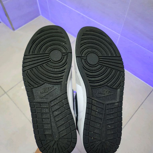 조던 1 레트로 하이 OG 라이트 스모크 그레이