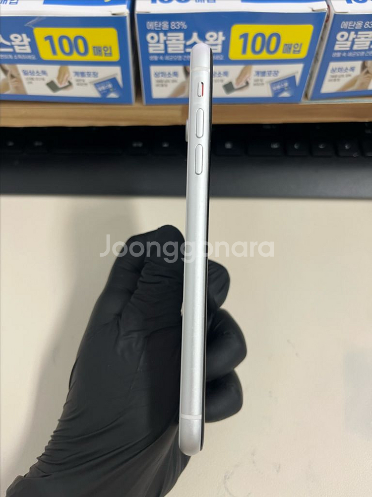 아이폰Xr 64G 화이트 S급!--5