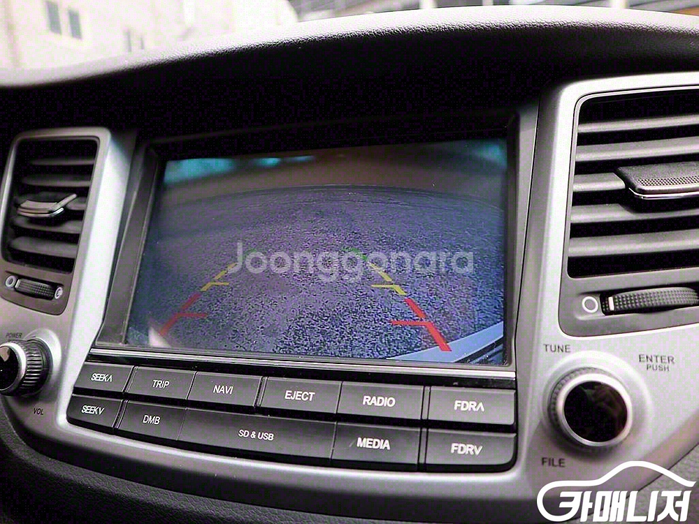 [현대]올뉴투싼 디젤 1.7 2WD 스마트 (5인승)--8