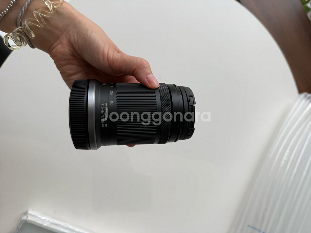 RF-S 18-150mm F3.5-6.3 IS STM--1