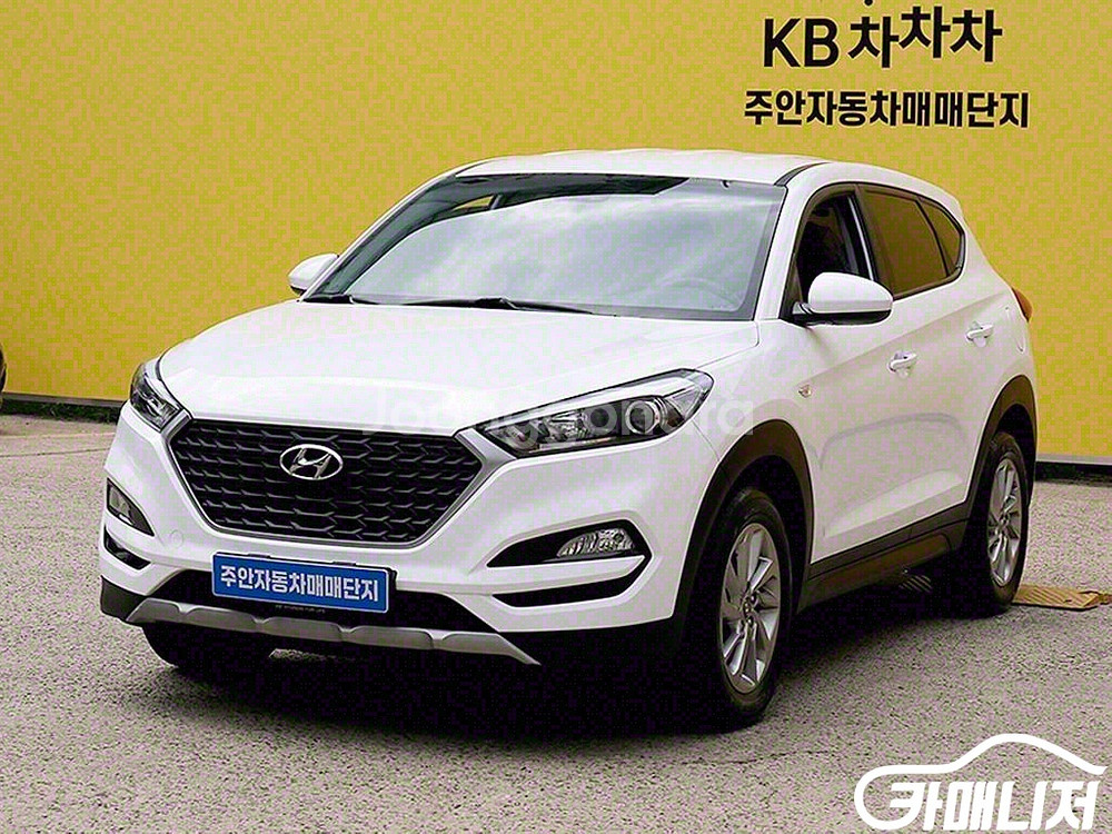 [현대]올뉴투싼 디젤 1.7 2WD 스마트 (5인승)--1