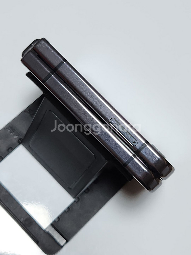 갤럭시Z플립5 256G 무잔상 블랙 52214--7