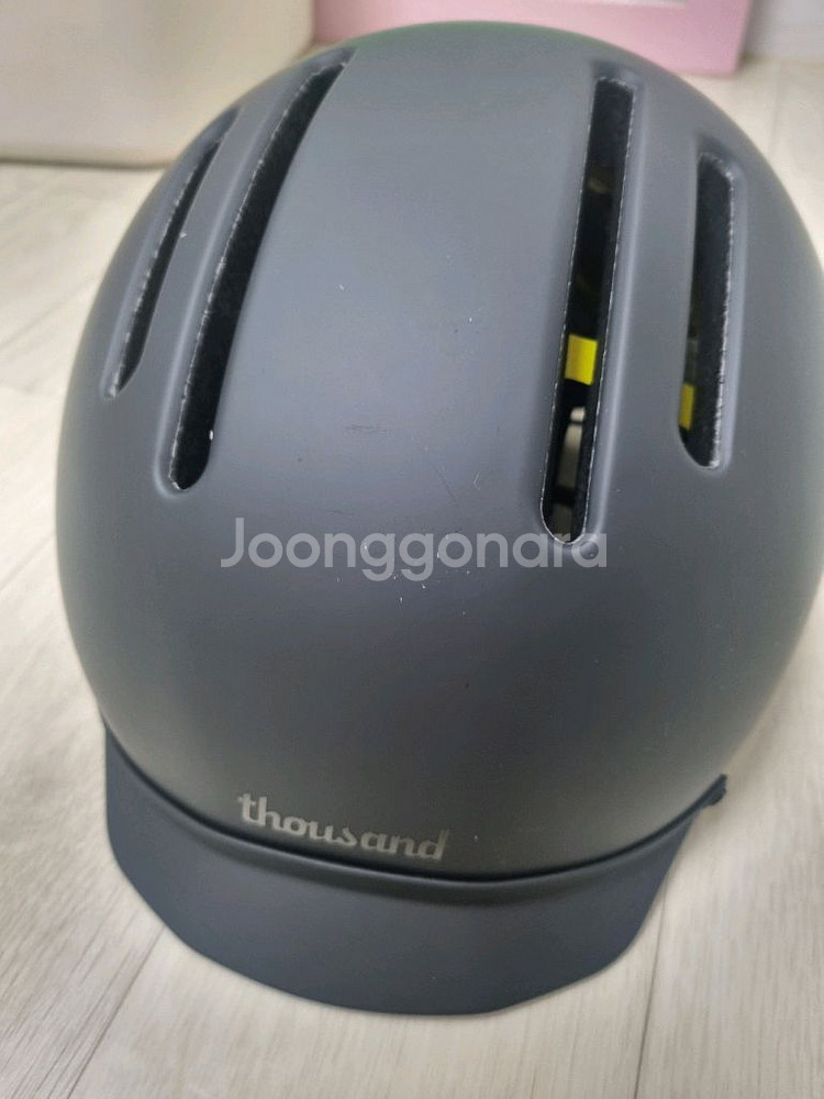 따우전드 챕터 레이서블랙 M 사이즈 팝니다--0