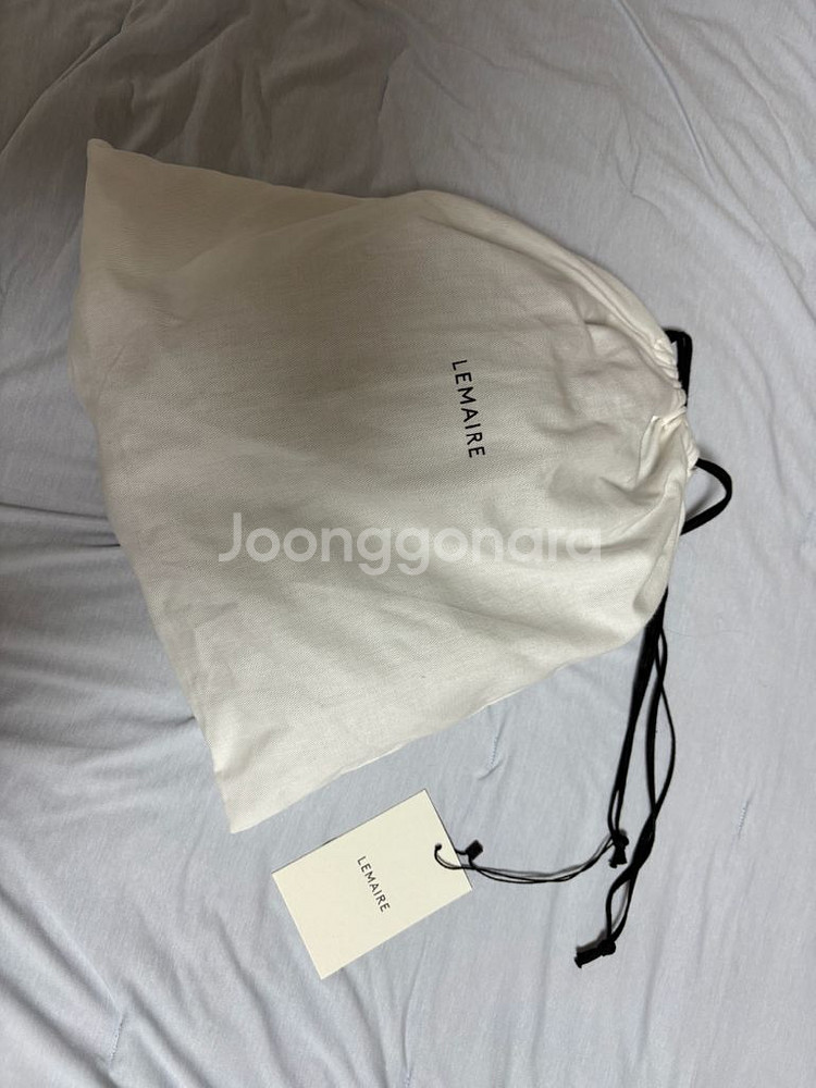 르메르 크루아상백 다크초코색상 스몰 램스킨--1