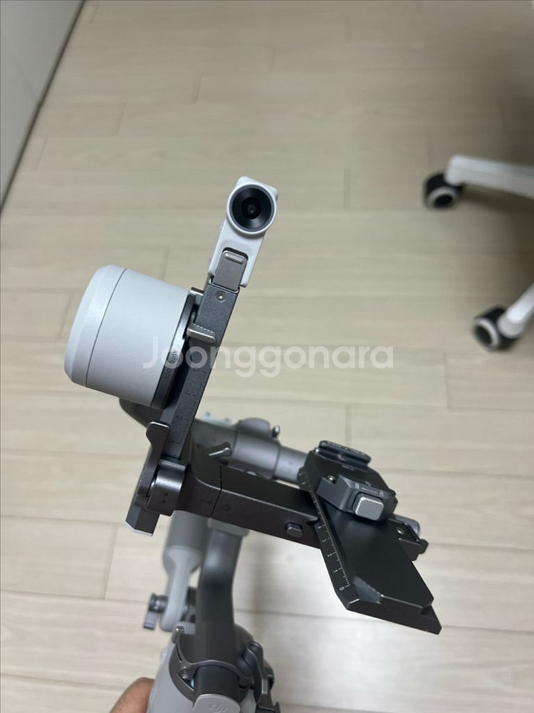 DJI RS 4 Mini 콤보 짐벌--2