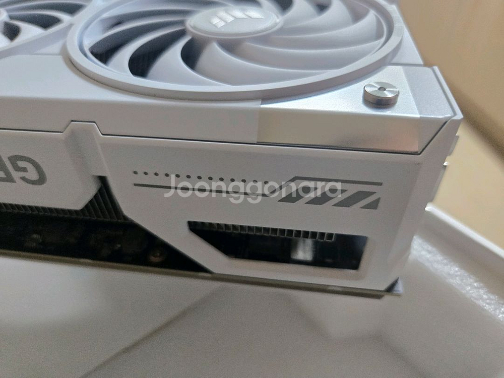 (평택)RTX 5070 Ti TUF 게이밍 OC 화이트--2
