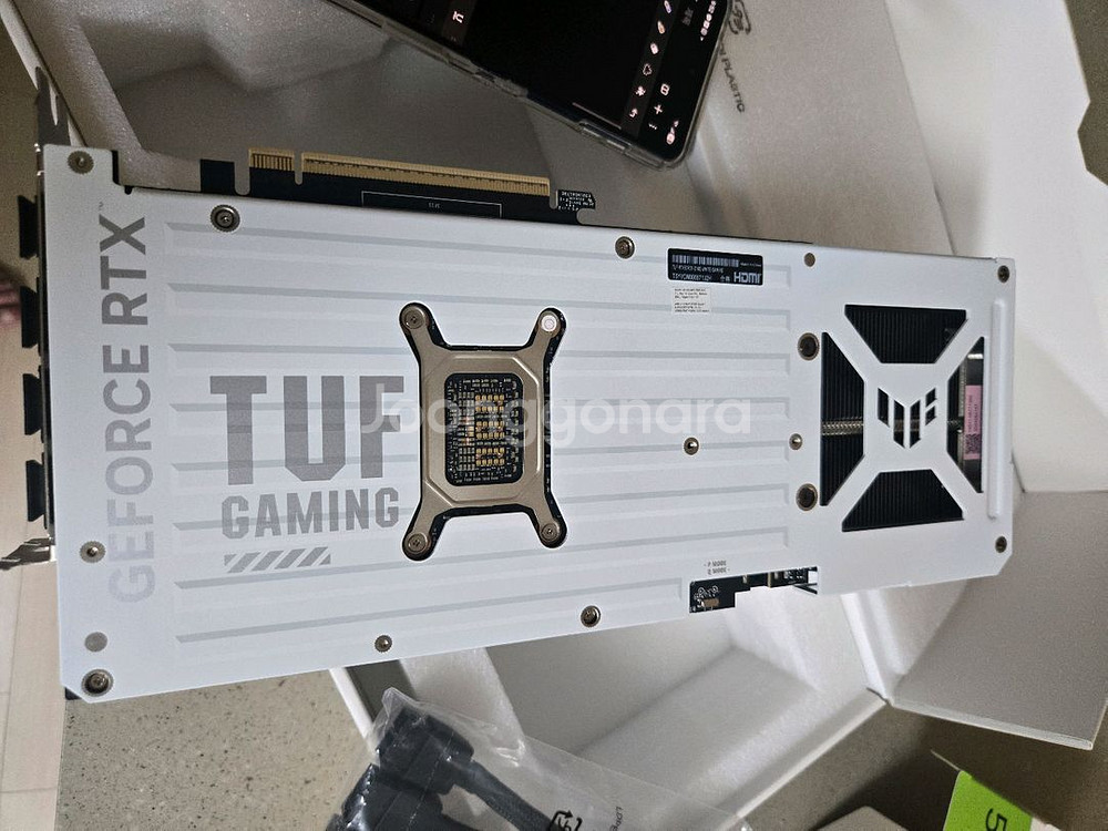 (평택)RTX 5070 Ti TUF 게이밍 OC 화이트--4