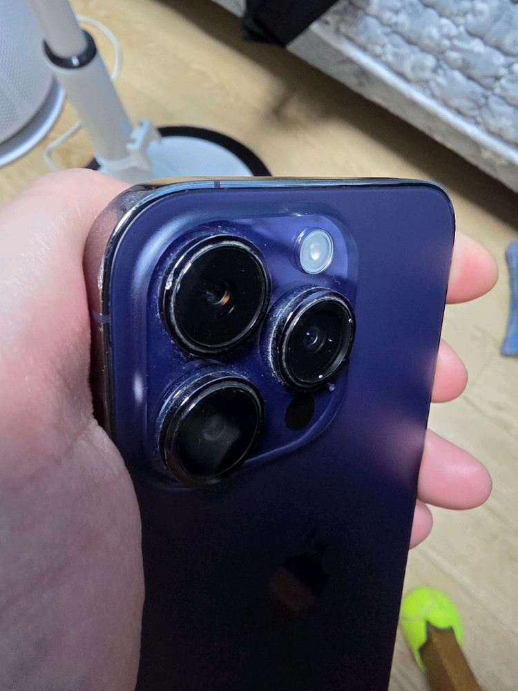 아이폰14 Pro 128기가 딥퍼플 판매합니다(생활기스--2