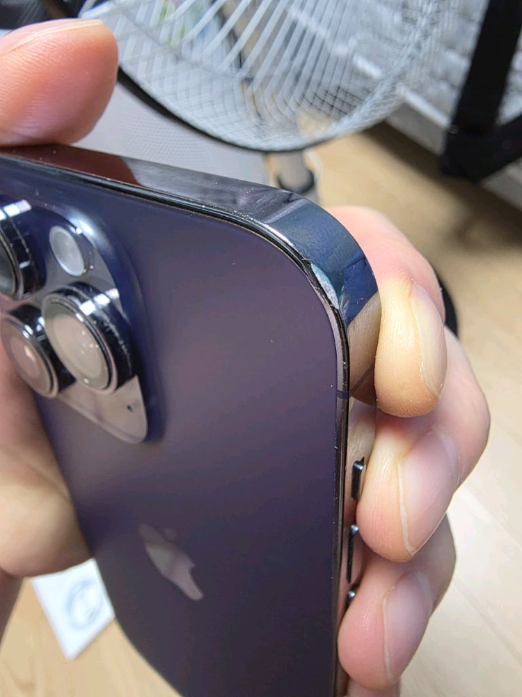 아이폰14 Pro 128기가 딥퍼플 판매합니다(생활기스--8