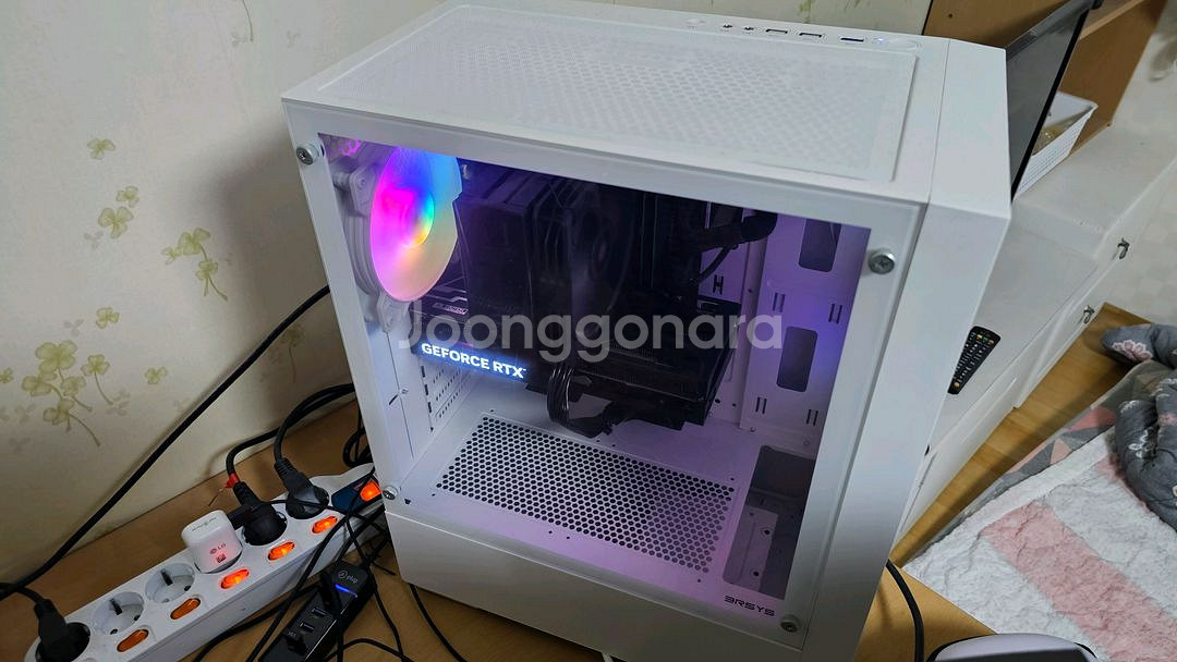 14600kf / 4060ti 본체 팝니다.--2