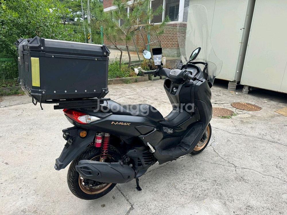야마하 nmax125 23년 짧은키로수 판매합니다--4