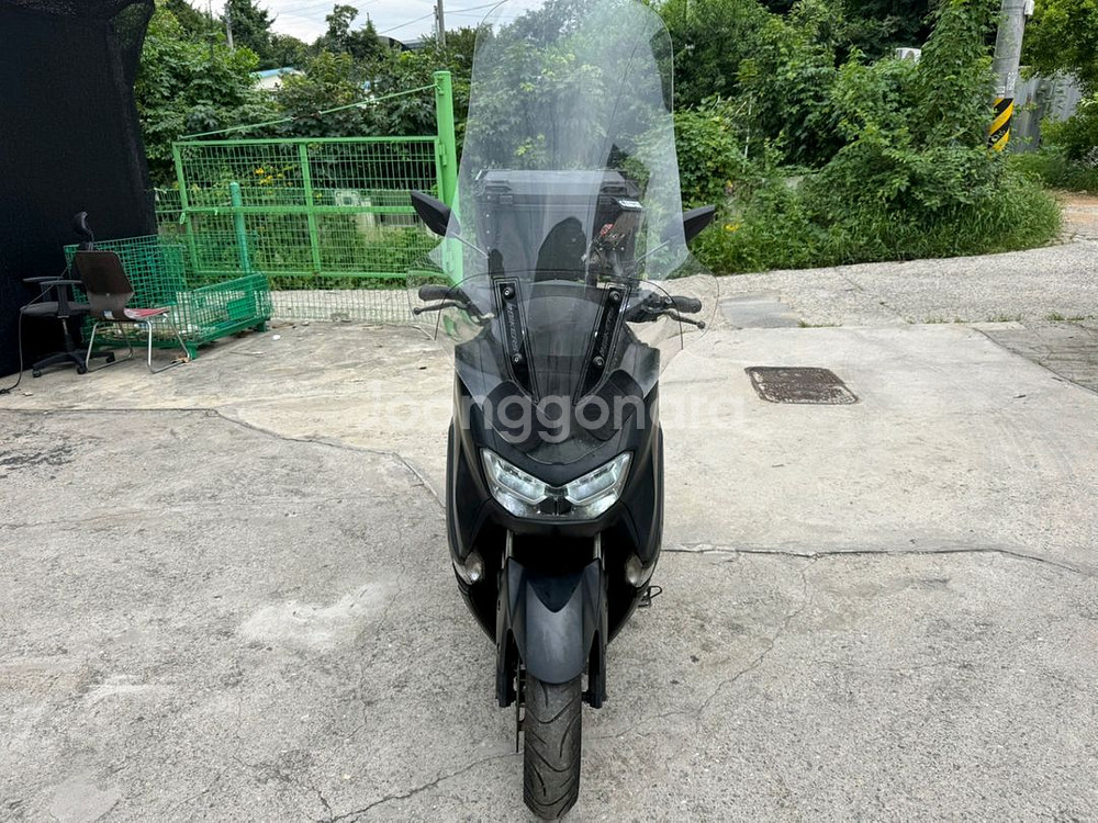 야마하 nmax125 23년 짧은키로수 판매합니다--1