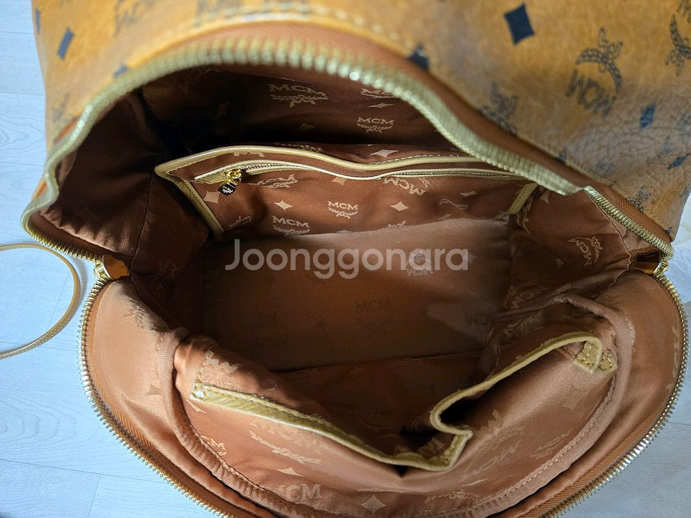 MCM 듀얼 스타크 정품백팩 무료배송--3