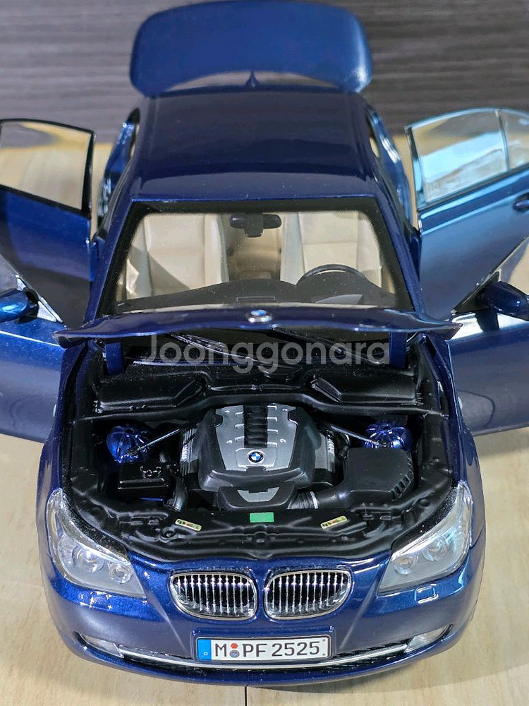 교쇼 BMW E60 5시리즈 545i 다이캐스트--8