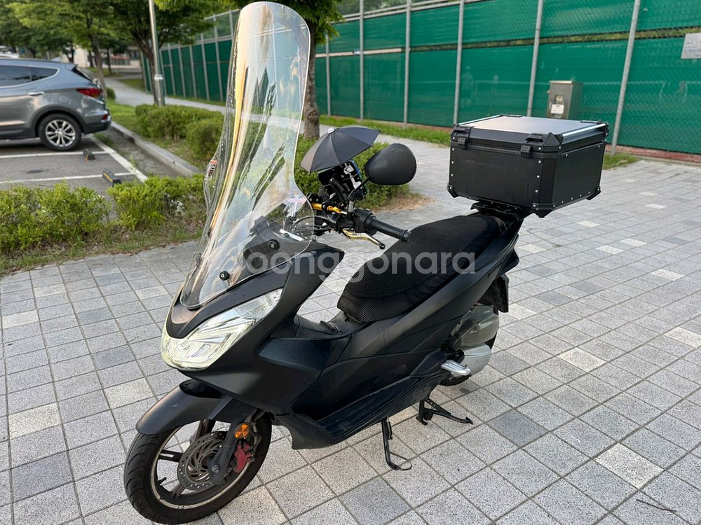 혼다 pcx125 18년 스마트키차량 판매합니다--4