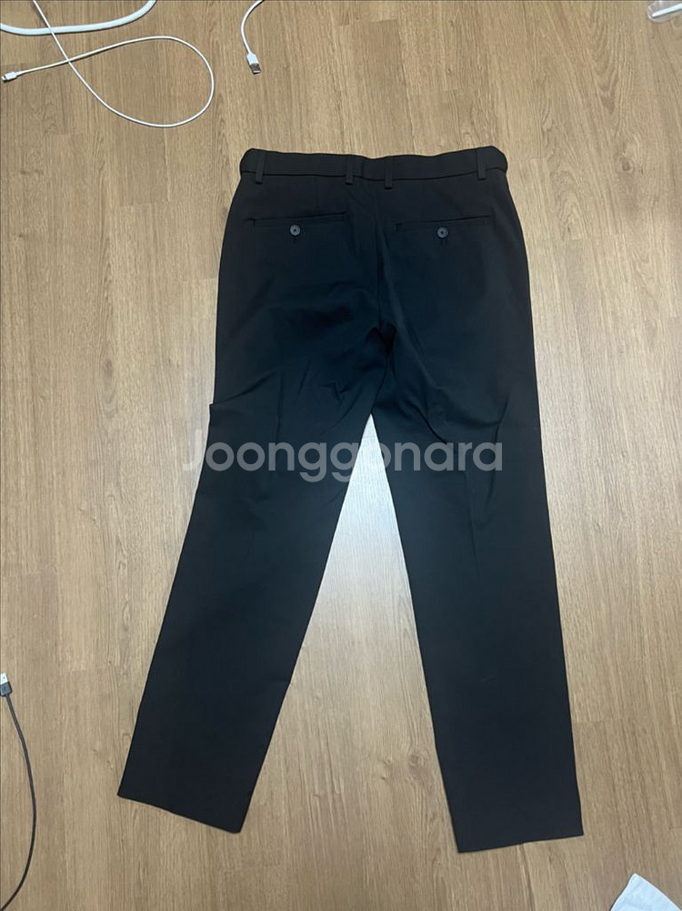 무신사 스탠다드 테이퍼드 히든 밴딩 크롭 슬랙스 [블랙--1