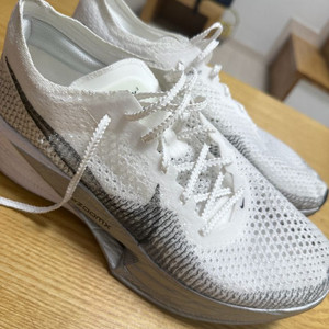 나이키 줌X 베이퍼플라이 넥스트% 3 화이트 그레이