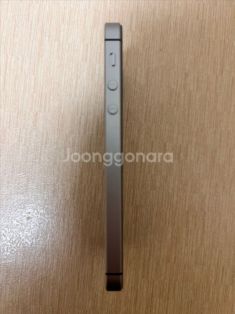 아이폰 SE1 16GB 스페이스그레이--7