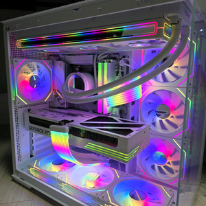 라이젠7 9800X3D RTX5080 화이트 신품PC