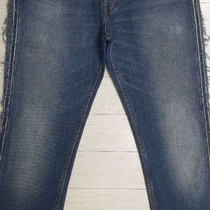 리바이스진511(스판) 한정판대님 30~31인치 해외판