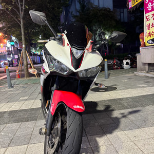 야마하 R3