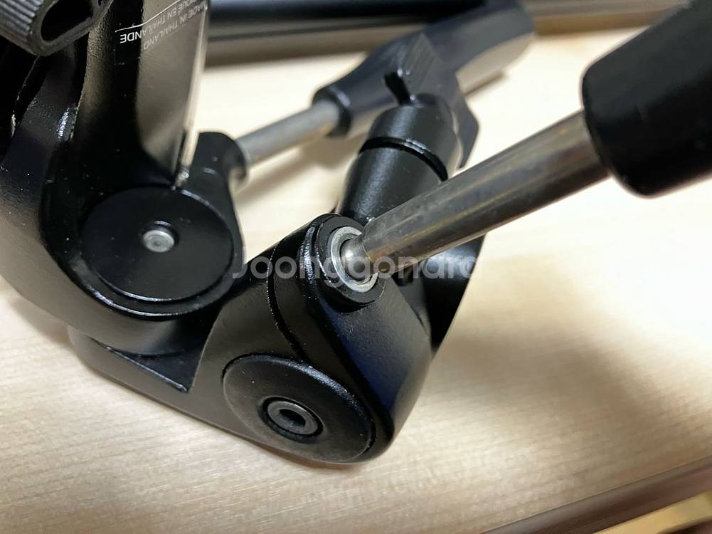 슬릭 PRO AL-323 삼각대 + SH-705E 헤드--9