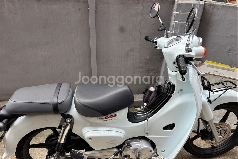 혼다 슈퍼커브 스쿠터 2500km--1